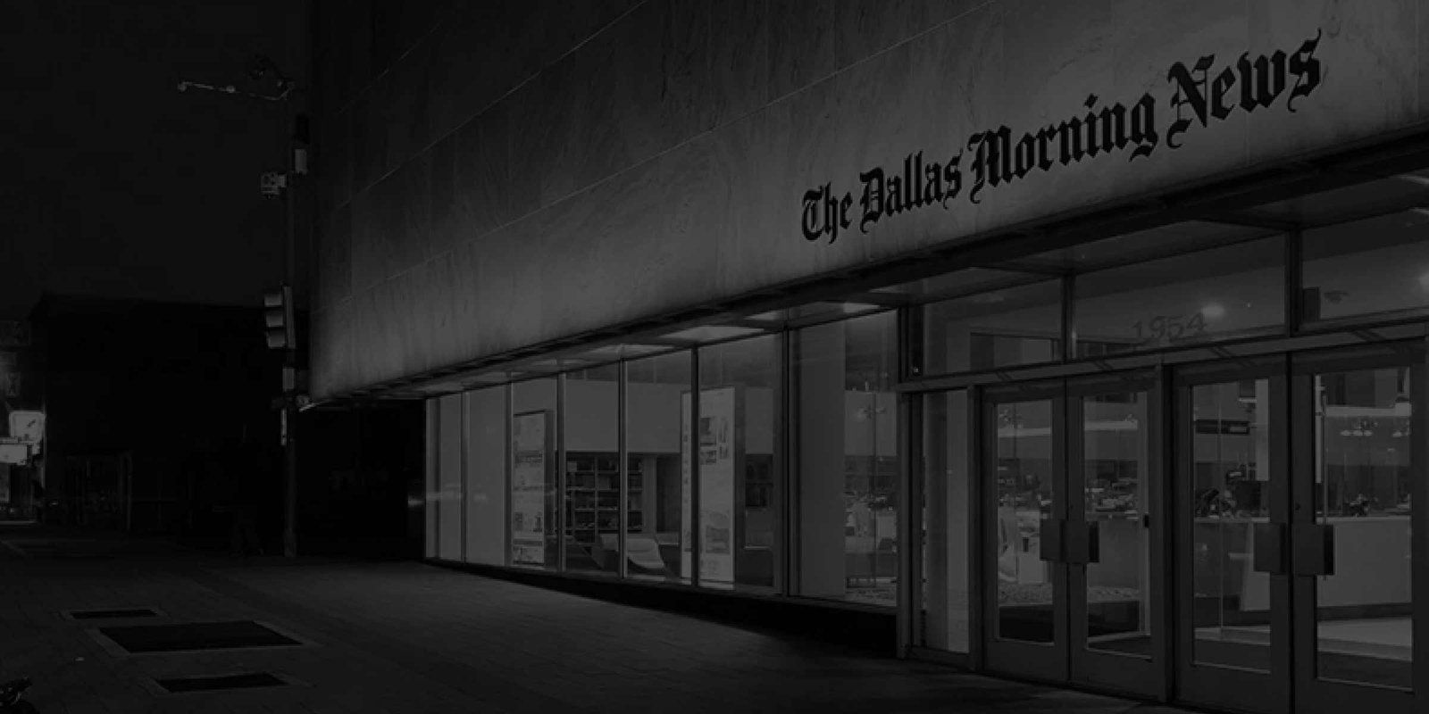 Exterior entrance to Dallas Morning News building