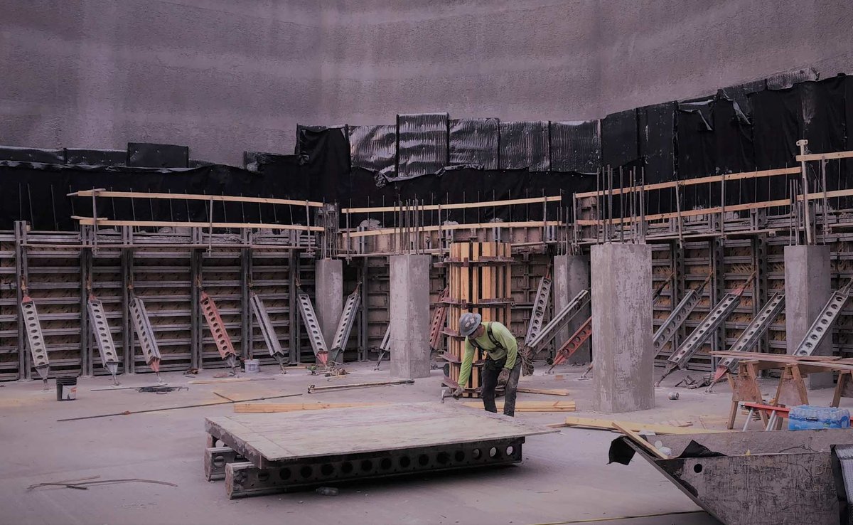 Jackson Street Garage construction